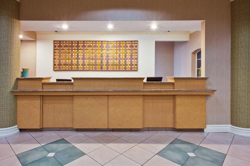 La Quinta By Wyndham Usf Hotel Tampa Luaran gambar